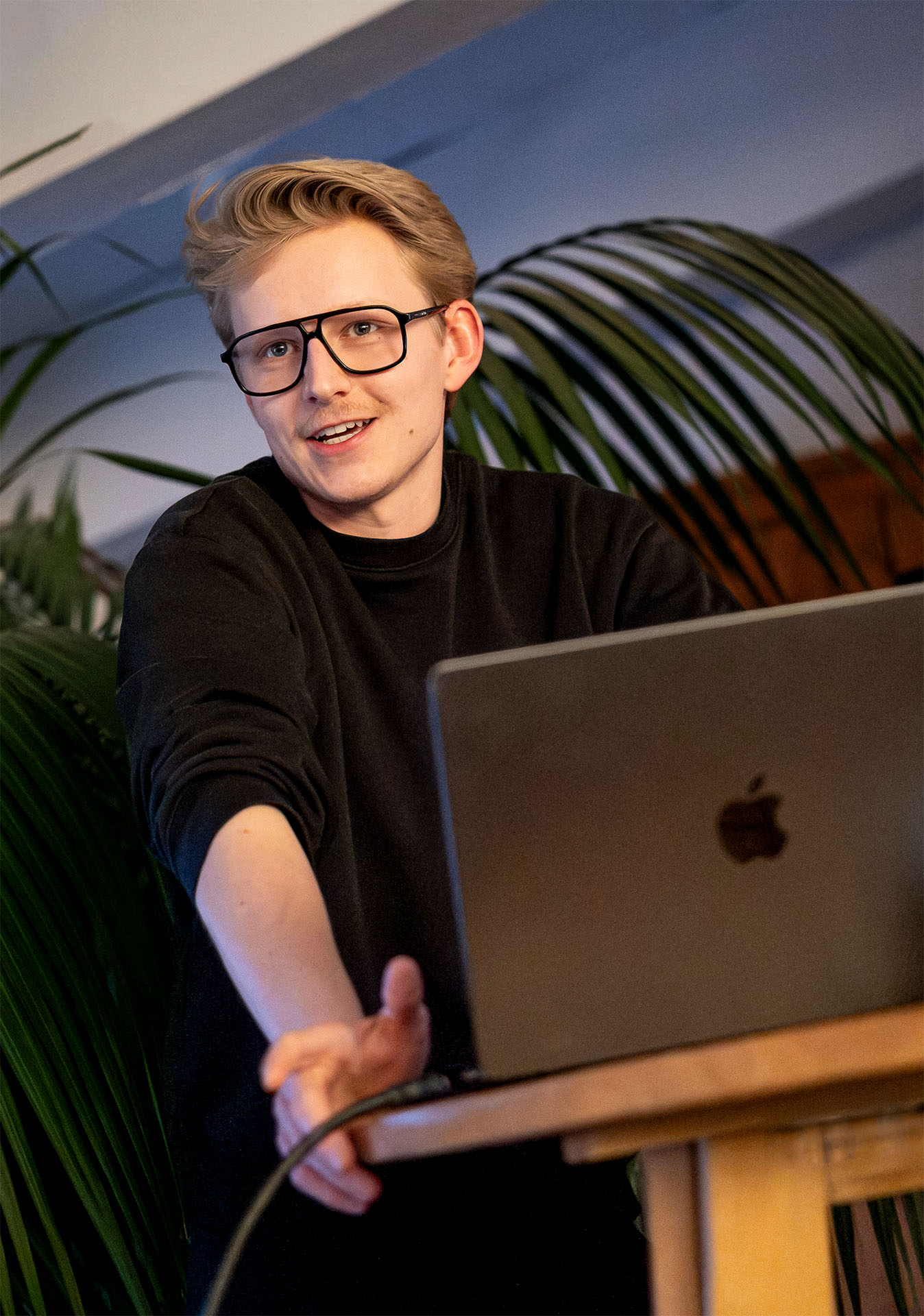 Carl J. Kurtz, freelance graphic designer and typographer in Hamburg, Germany.